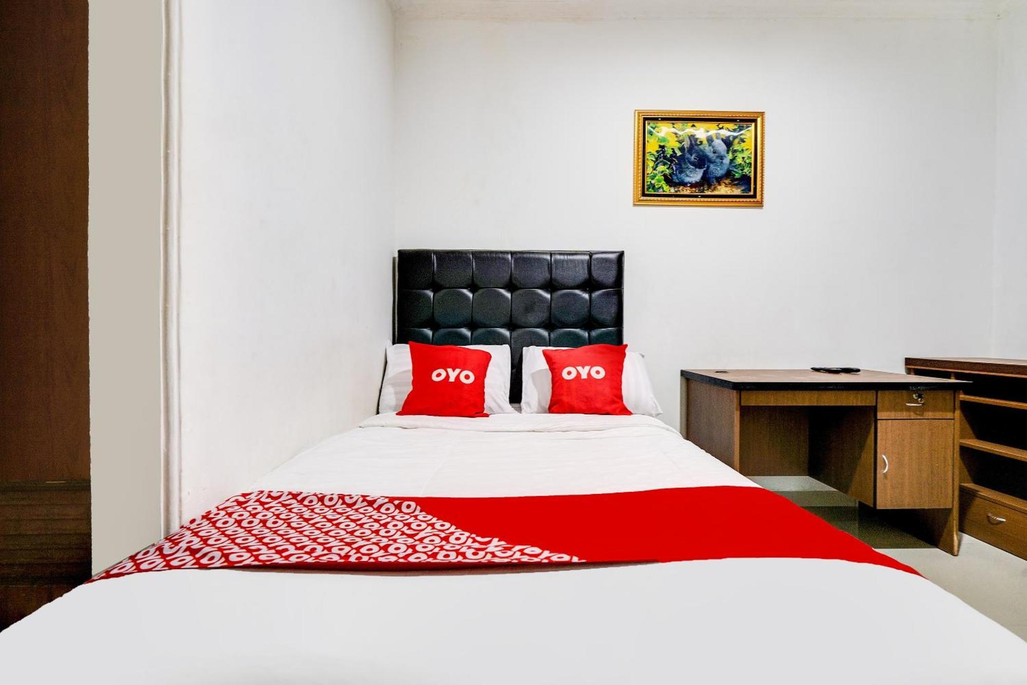 Oyo Life 91994 Sawerigading Jatinangor Syariah Hotel Sayang Eksteriør billede